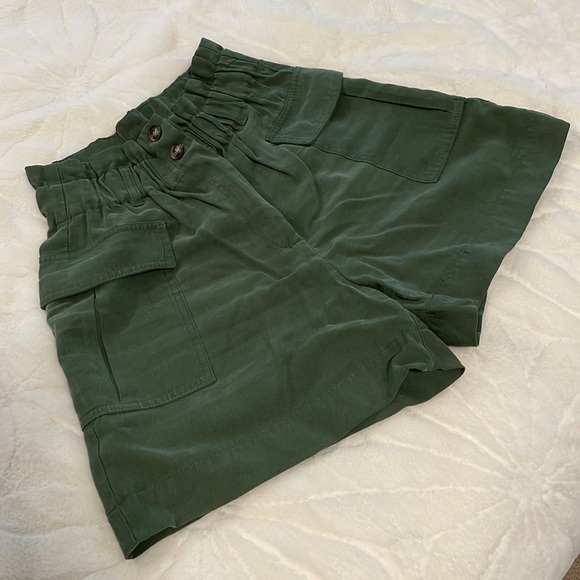 H&M Shorts Hm Olive Green Flowy Cargo Shorts Poshmark